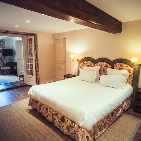 Victor Louis - Centre Konukevi Bordeaux