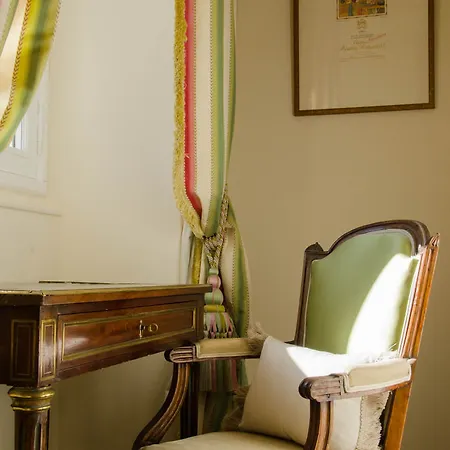 Πανσιόν Victor Louis - Centre