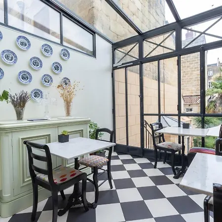 Guest house Victor Louis - Centre 2*