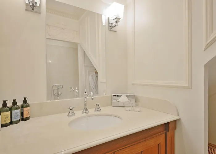 Konukevi Victor Louis - Centre 4*