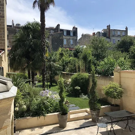 Victor Louis - Centre 招待所 4*