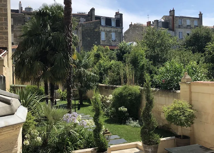 Victor Louis - Centre Maison d'hôtes 4*