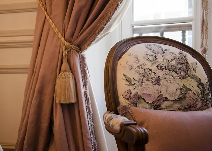 Gasthuis Victor Louis - Centre 4*